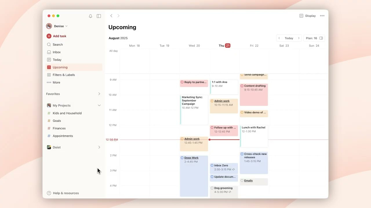 A project management calendar displays tasks scheduled horizontally across several days.